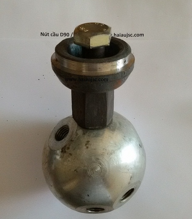 Nút cầu giàn không gian D90